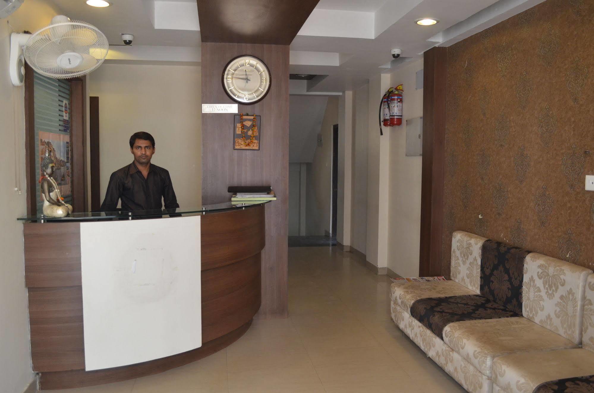 Nirvana Hotel Varanasi Eksteriør bilde